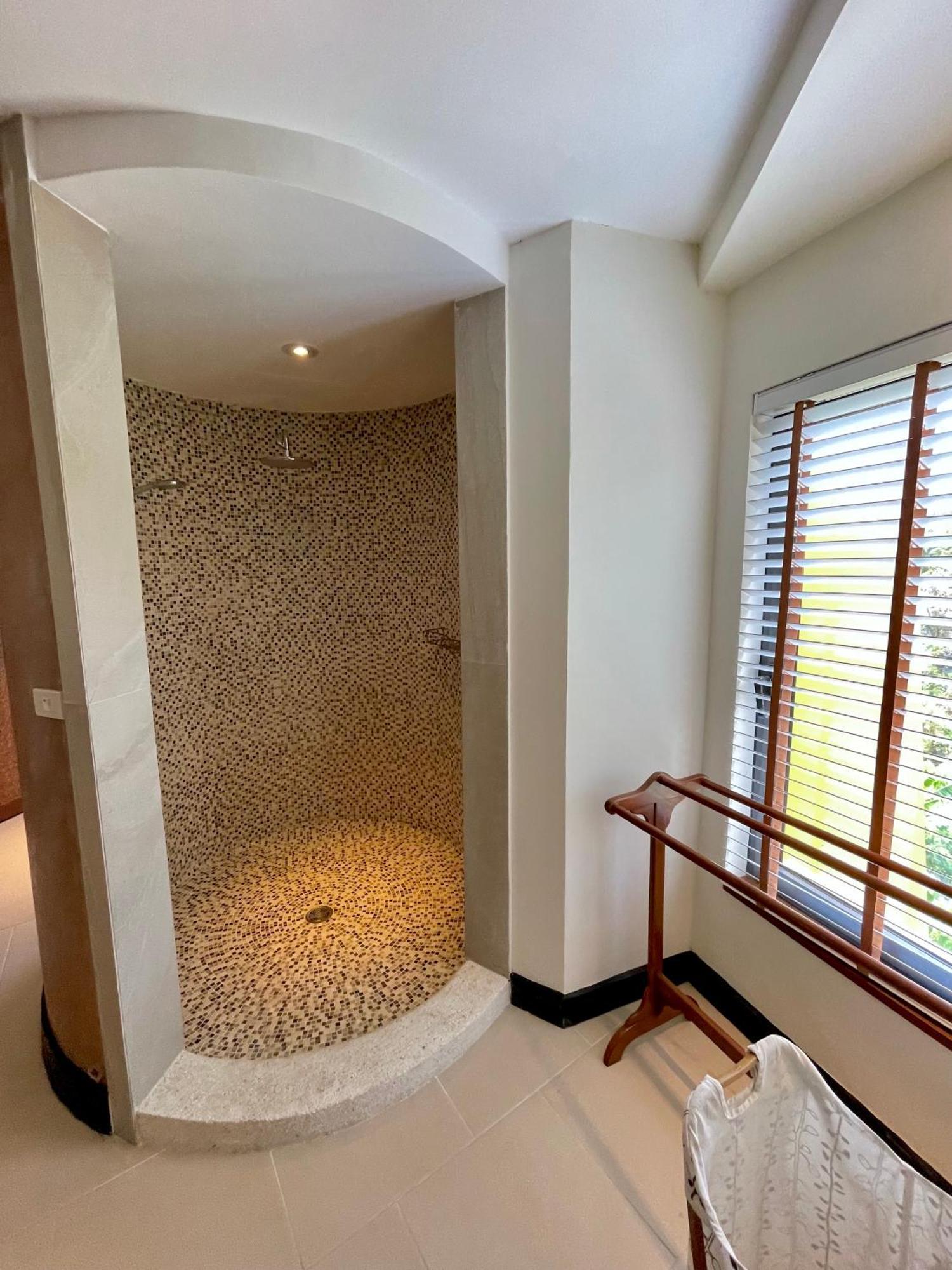 Sea View Sanctuary דירה קטה ביץ'